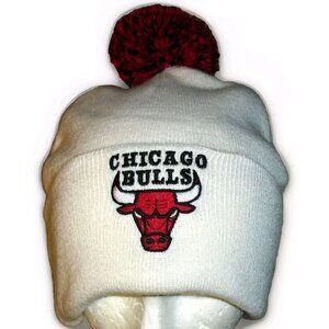 Chicago Bulls Mens Cuffed Beanie Pom Winter Hat Cap White Color New Nba